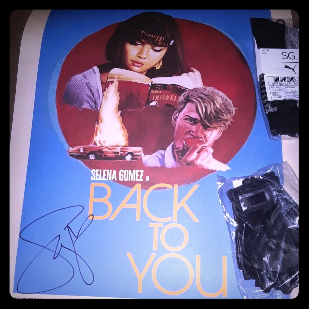 Authentic Selena Gomez